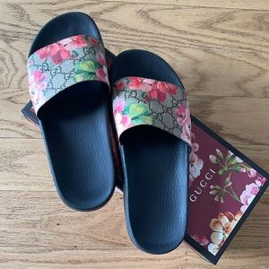 Authentic Women’s Gucci Slides